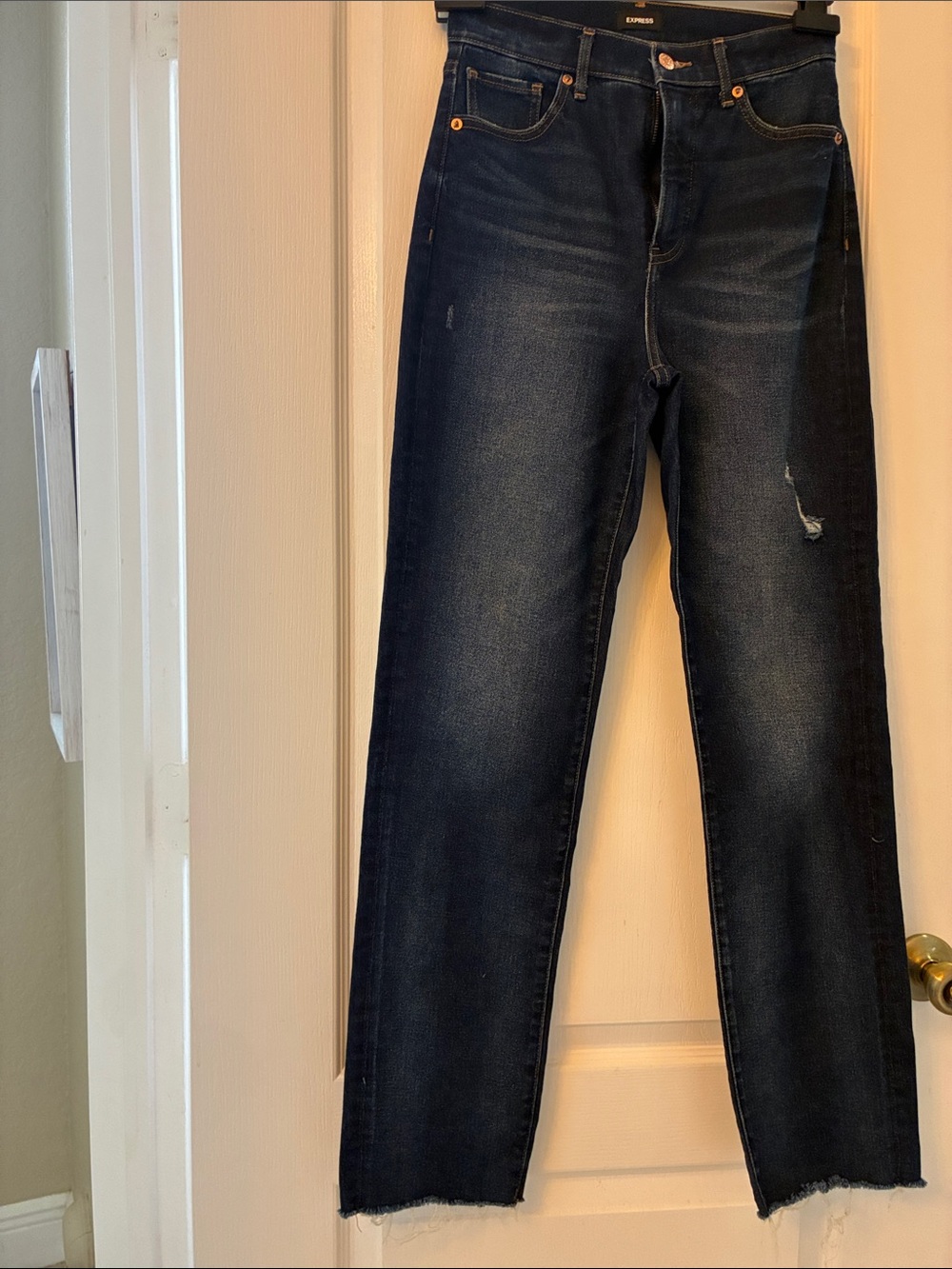 Express women’s Dark Wash Straight Jeans - Dark Blue